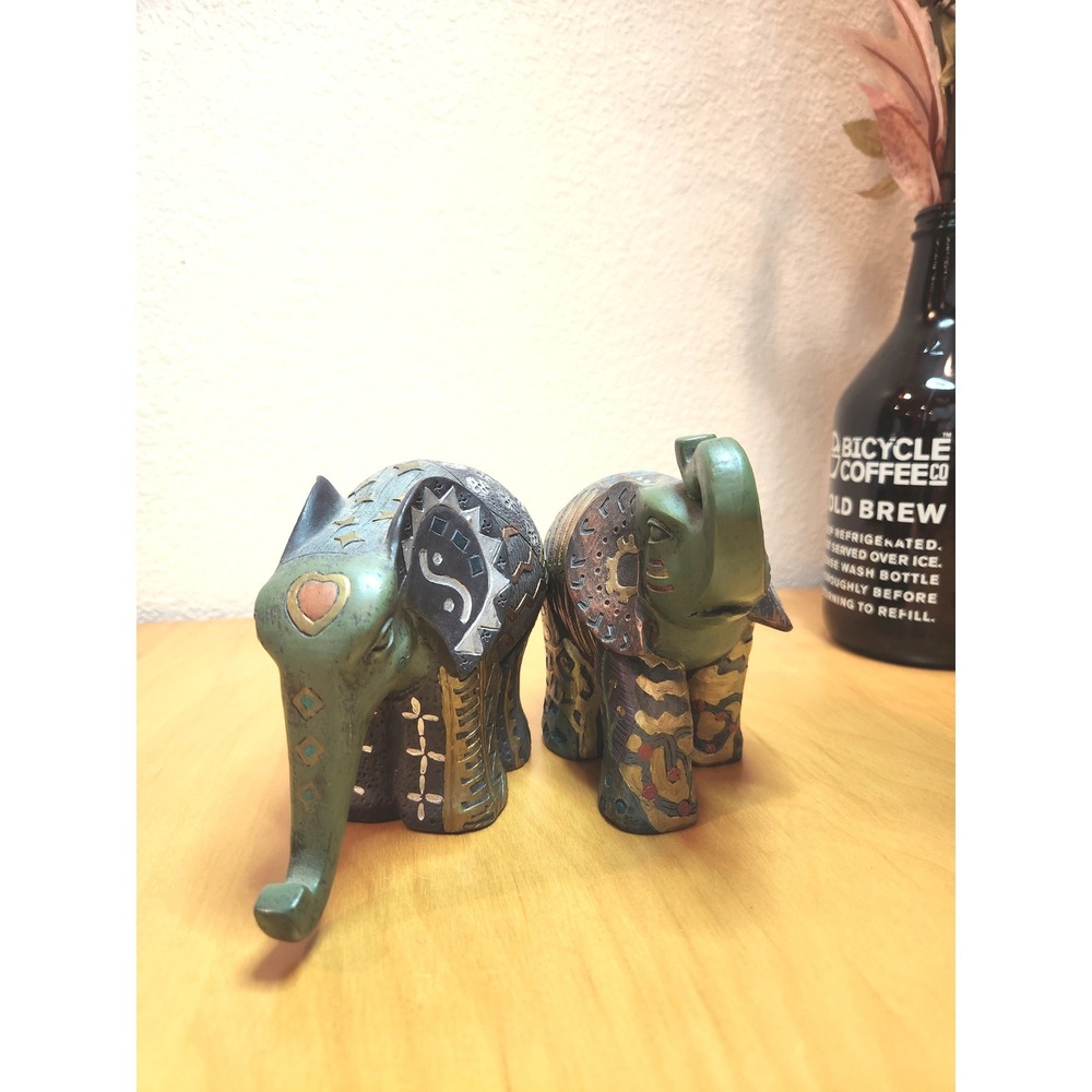Hand Painted Elephant Figurines Set of 2 Tribal Folk‎ Art Decor Made in China